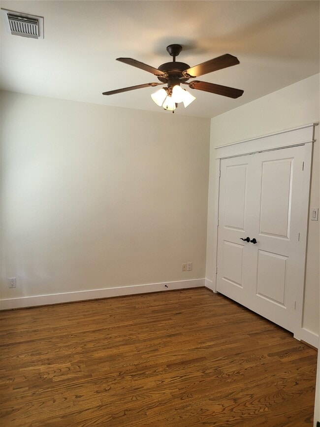 Photo - 2423 Roufa Rd