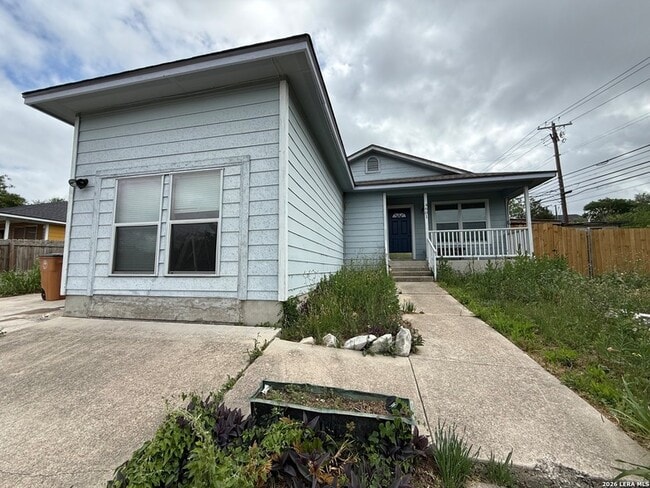 Building Photo - 4601 Bundyhill Dr