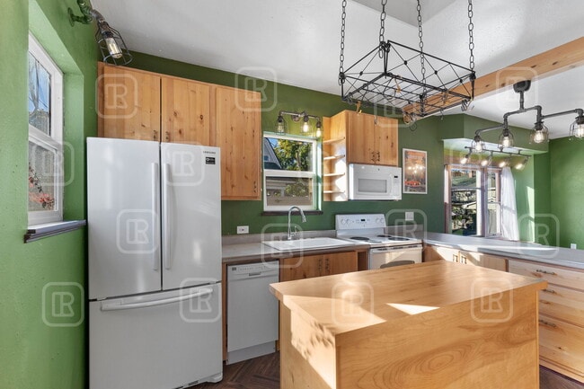 Photo - 1414 N Adams St