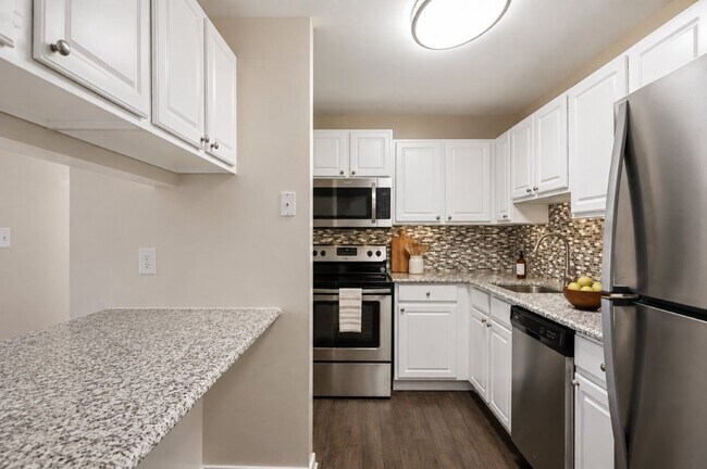 Silver Spring Station Apartment Homes