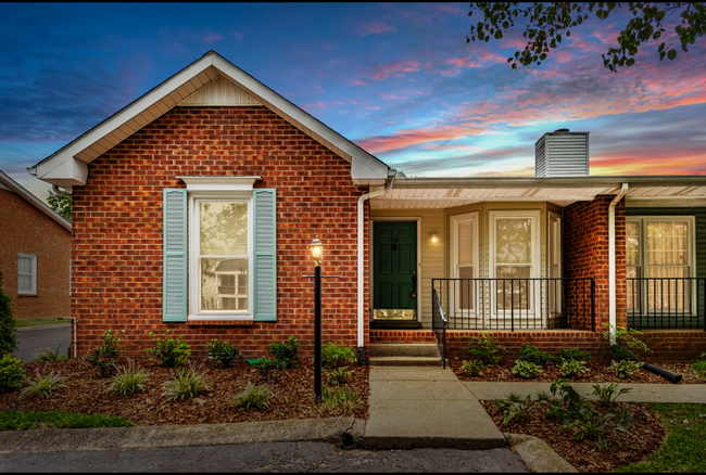 Photo - 1521 Royal St Townhome