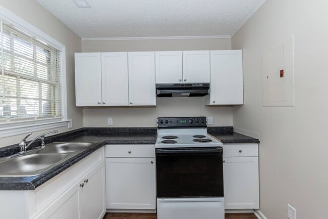 Photo - S Pine St Unidad 112 S Pine St