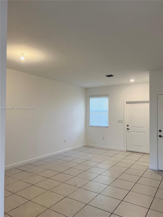 1211 SE 27th Terrace