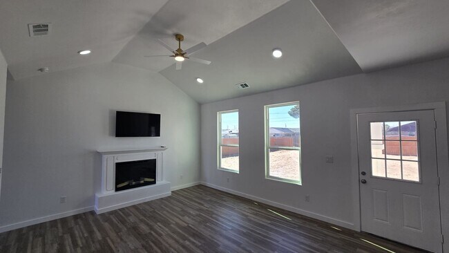 Photo - 1011 N Carol Ave