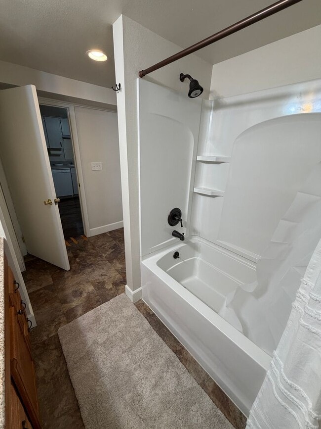 Photo - Newly remodeled and furnished 1 bedroom