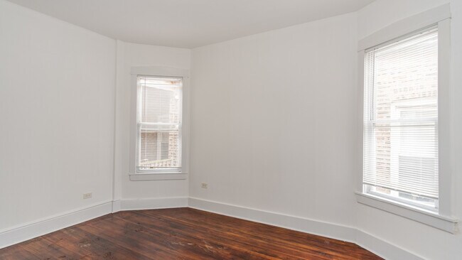 Photo - 4220 W Armitage Ave Unit 3R
