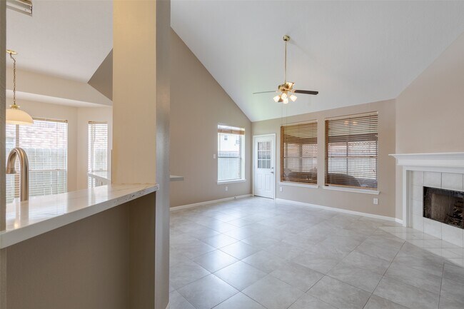 Photo - 12214 Meadow Ln Ct