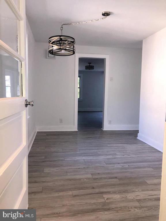 Photo - 75 S Main St