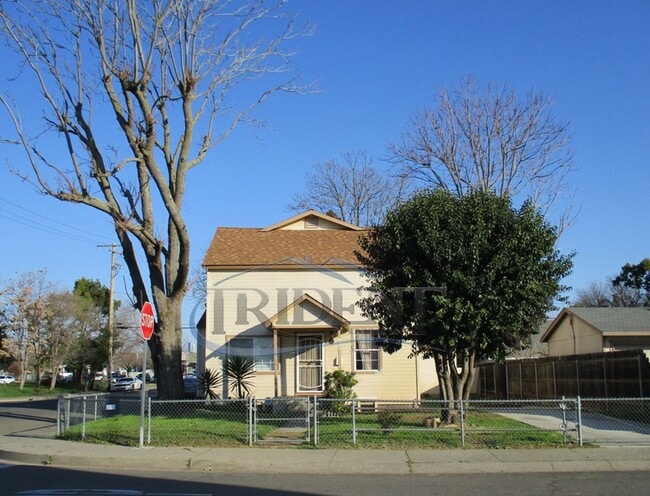 830 Wilkie Way Unit A