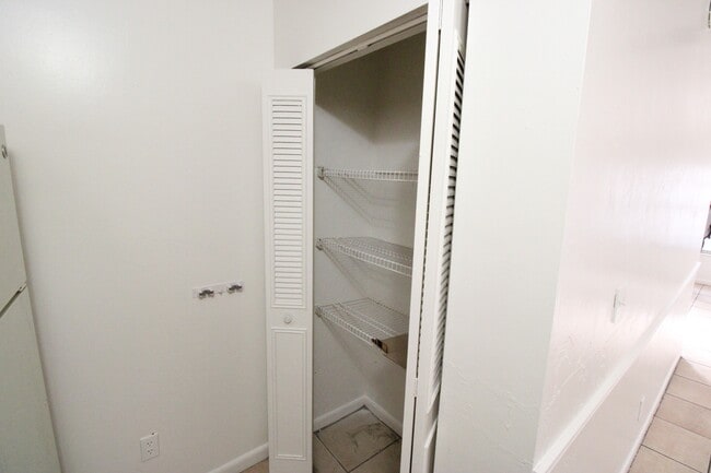 Photo - 6101 NW 23rd Terrace