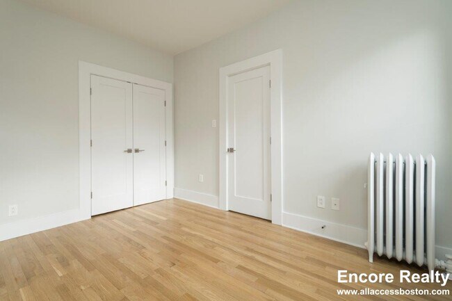 Photo - 8 Elko St Unidad 12