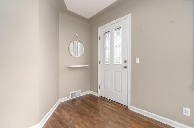 Photo - 2113 Paddington Rd