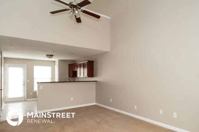 Photo - 609 Henni Cir