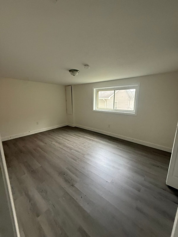 Photo - 1300-1330 Windsor Avenue - 1302 B