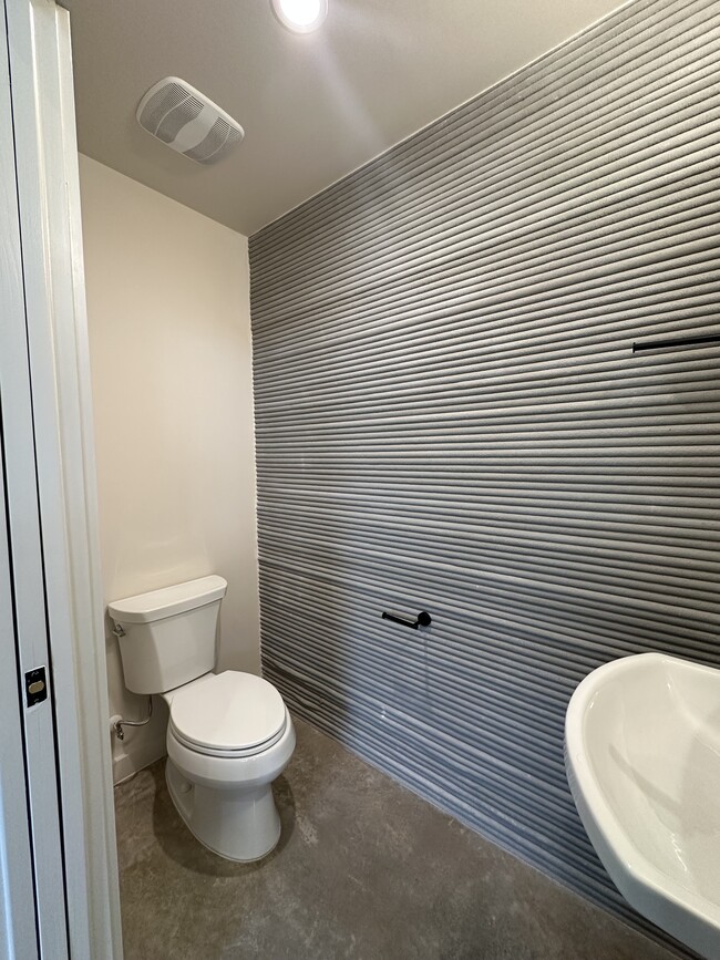 Photo - 3500 Tom Miller St