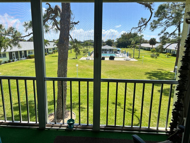 Building Photo - 6755 Lake McGregor Cir Unit B