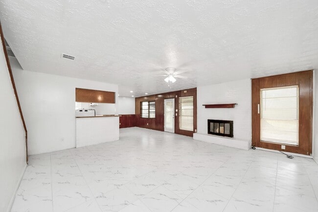 Photo - 9131 Rentur Dr