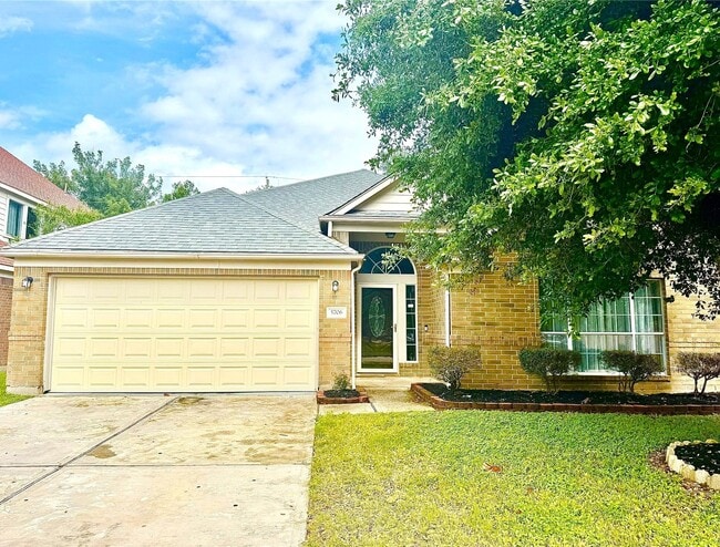 Photo - 5706 Painted Trail Dr House