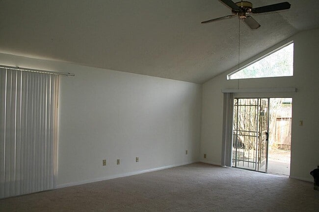 Photo - 11726 Plumbrook Dr