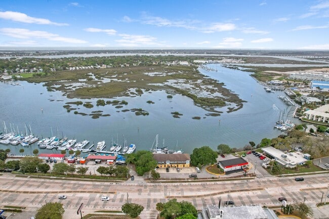 Photo - 601 S Ponce De Leon Blvd