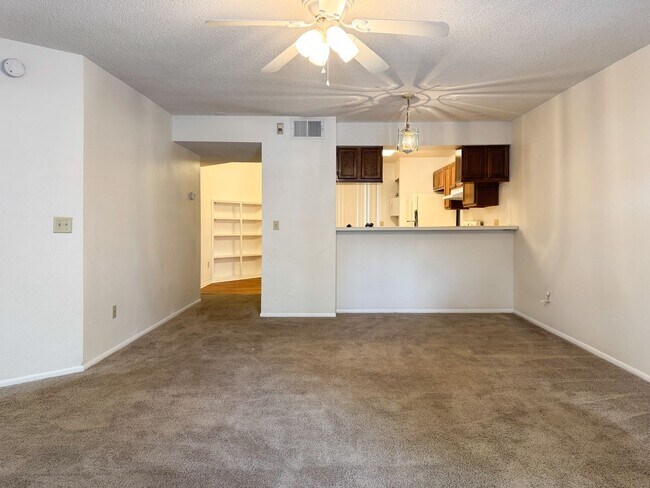 Photo - Manors of Bryn Mawr 2 Bed 2 Bath Condo AVAILABLE NOW!