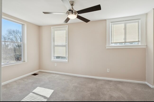 Photo - 3343 Ravenwood Ave