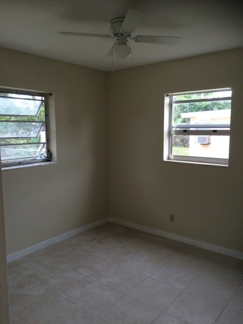 1114 NW 19th Ave