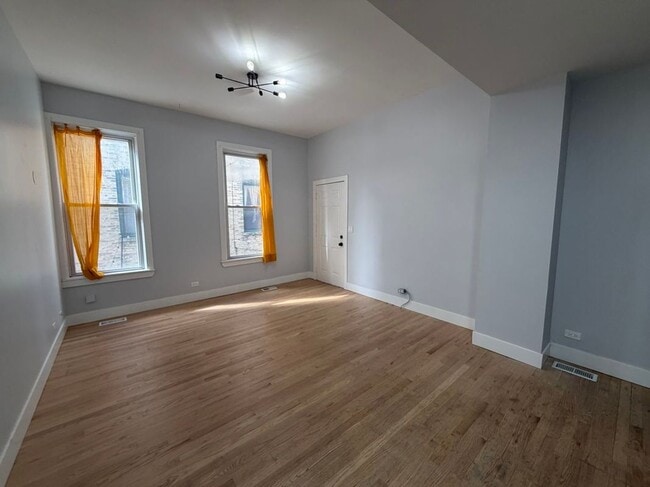 Photo - 932 N Richmond St