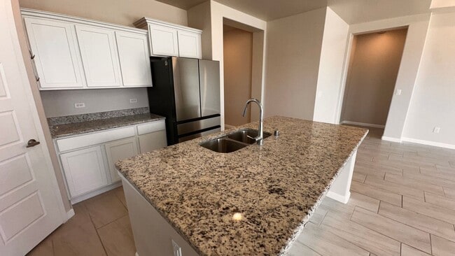 Photo - 4902 Arabela Dr