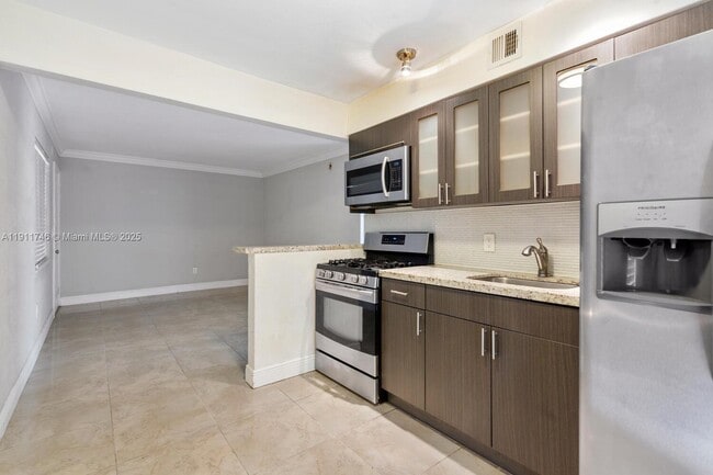 Photo - 241 S Royal Poinciana Blvd Unit 206