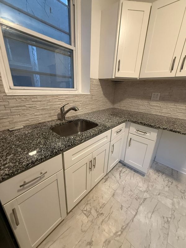 Photo - 125 N Ruby St