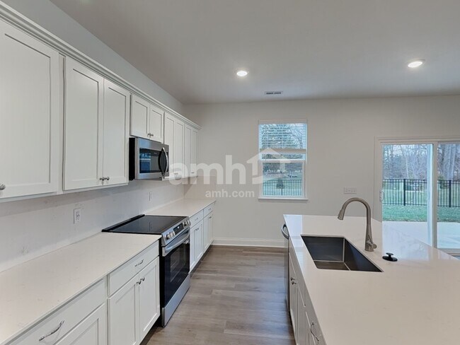 Photo - 205 Kramer Mills Dr