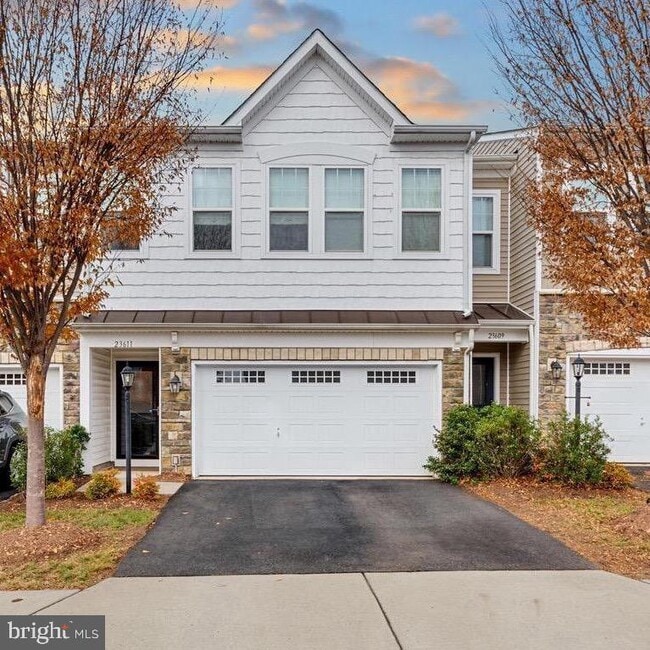 Building Photo - 23611 Rose Leigh Terrace