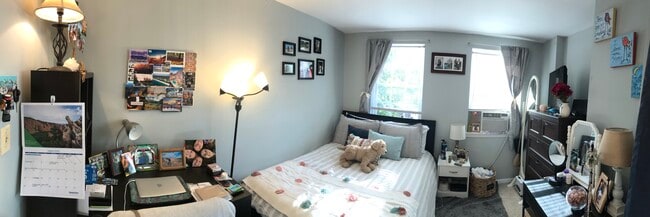 Photo - 219 Penn Street - 2nd Floor + Private Bathroom