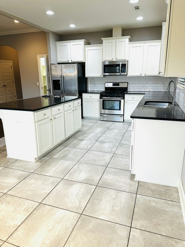 Photo - 4403 SW Eggersway Pl