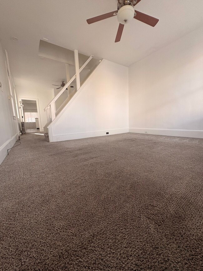 Building Photo - 2610 Wilmot St