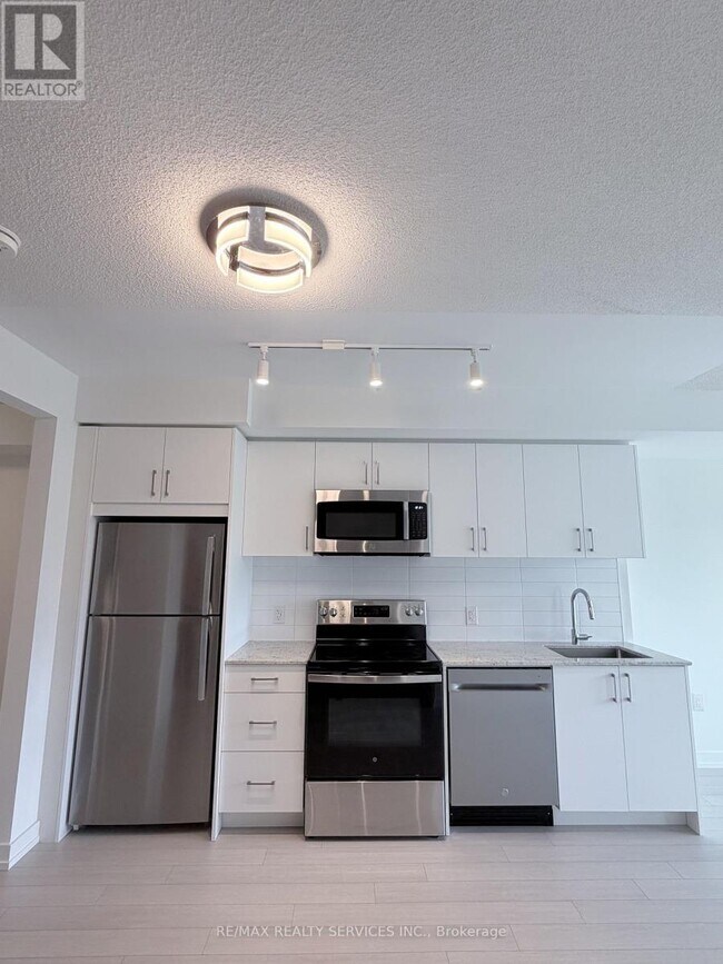 Photo - 4010 Eglinton Ave W Unit 222