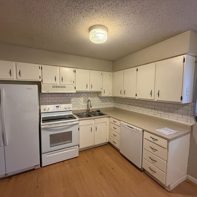 Photo - 2 Bedroom Home with unfinished Basement In SE Springfield