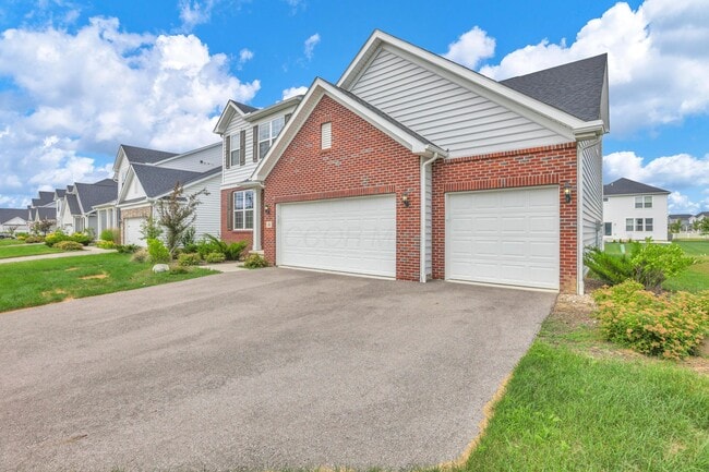 Photo - 241 Sunstone Ln