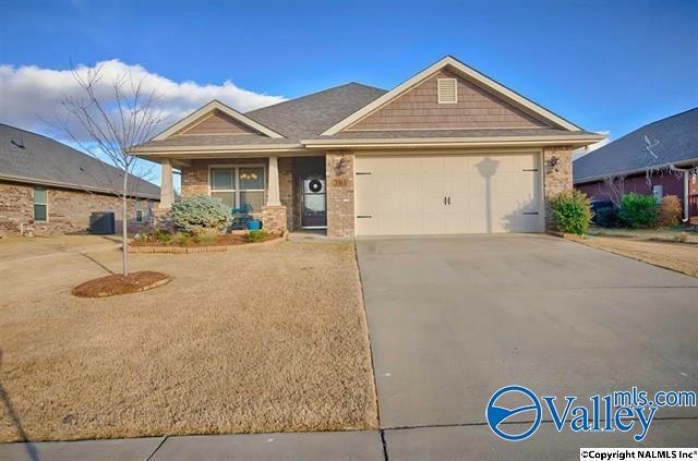 Building Photo - 303 Healey Dr Rental