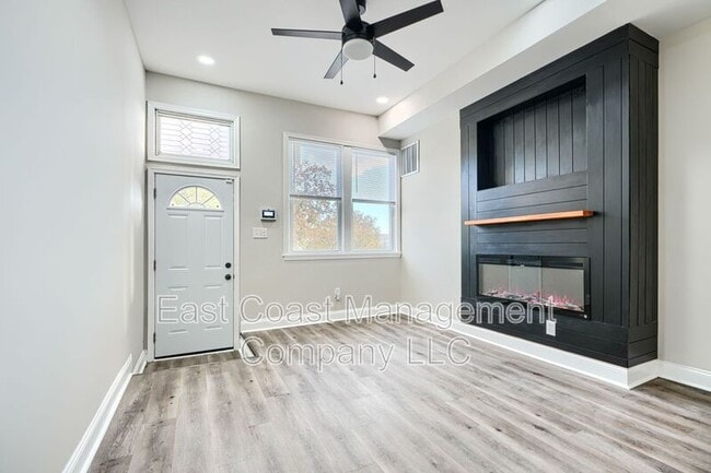 Photo - 2116 E Hoffman St