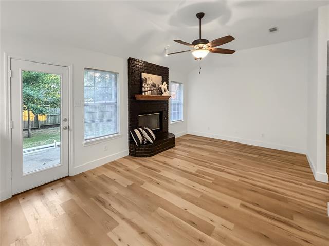 Photo - 504 Balboa Ct