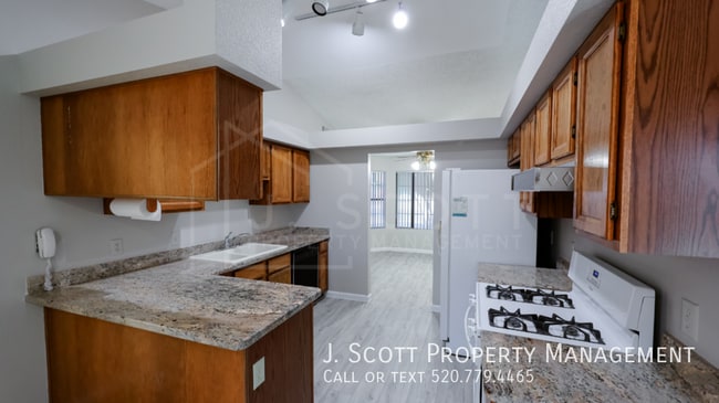 Photo - 8957 W Rose Ln