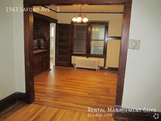 Building Photo - Nice 2 Bedroom! Rent Ready! Unit 3 Rental