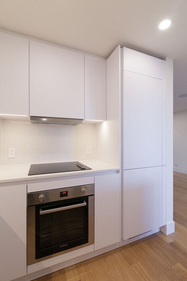 Photo - 4800 Maisonneuve Blvd W Unit 703