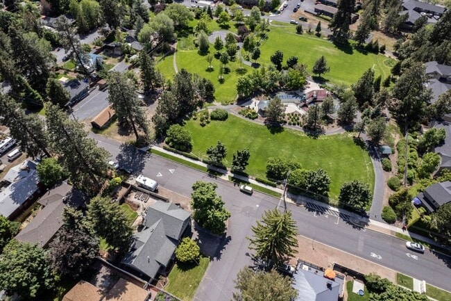 Photo - Wonderful home on large corner fenced lot in desired mid-town with views!