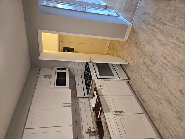 Photo - 4712 N Olcott Ave Unit 2W