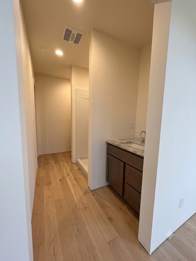Photo - Hometown Grove Apartments
