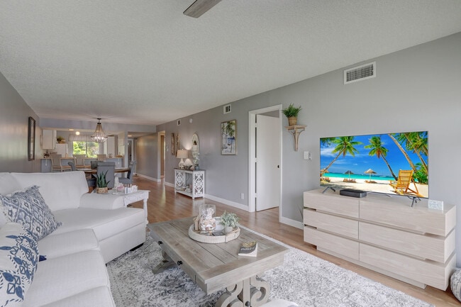 Photo - 154 Palm Dr Unit FL2-ID1049699P