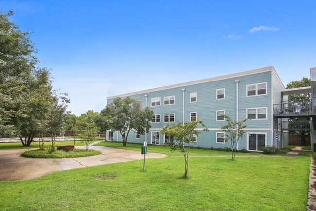 Building Photo - Charming 1 Bedroom 1 Bath In Gentilly Area Unit F128 Rental